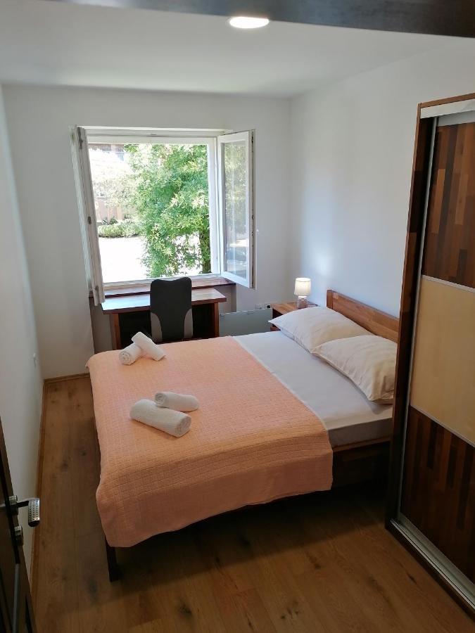 Apartment "B" 50 M From The Beach Zadar Buitenkant foto