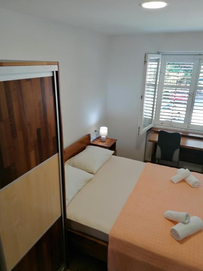 Apartment "B" 50 M From The Beach Zadar Buitenkant foto