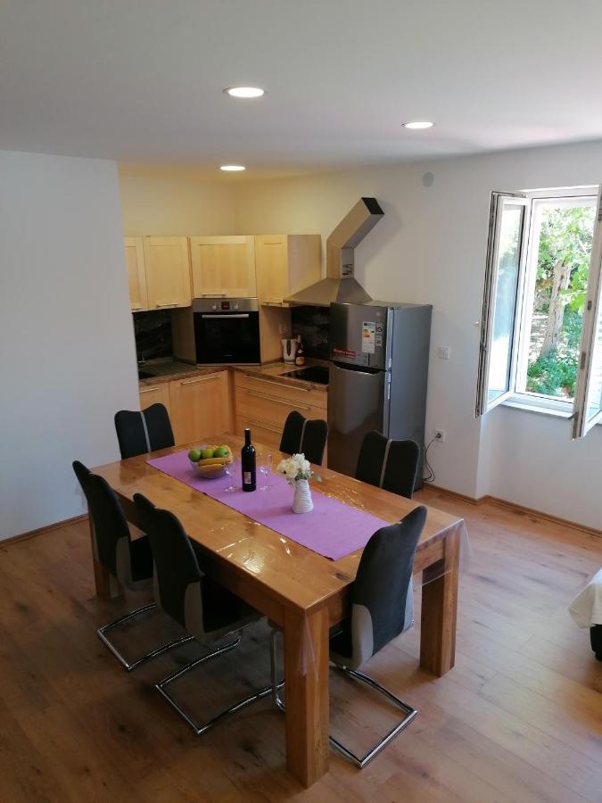 Apartment "B" 50 M From The Beach Zadar Buitenkant foto