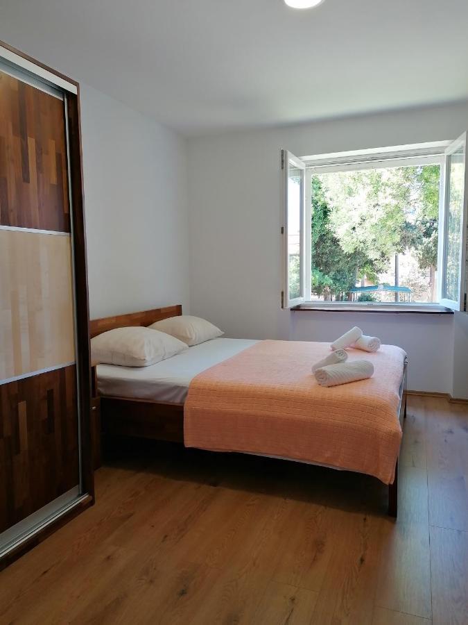 Apartment "B" 50 M From The Beach Zadar Buitenkant foto