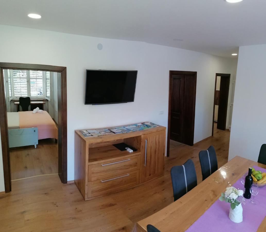 Apartment "B" 50 M From The Beach Zadar Buitenkant foto
